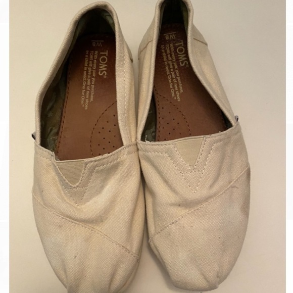 Toms Shoes - TOMS Beige / White Shoes